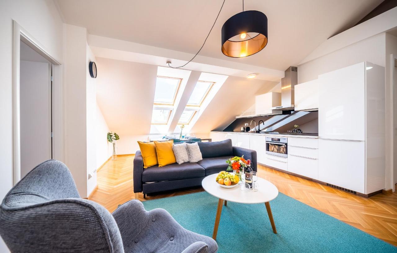 Luxurious Woodrow Wilson Apt In Prague Centre Экстерьер фото
