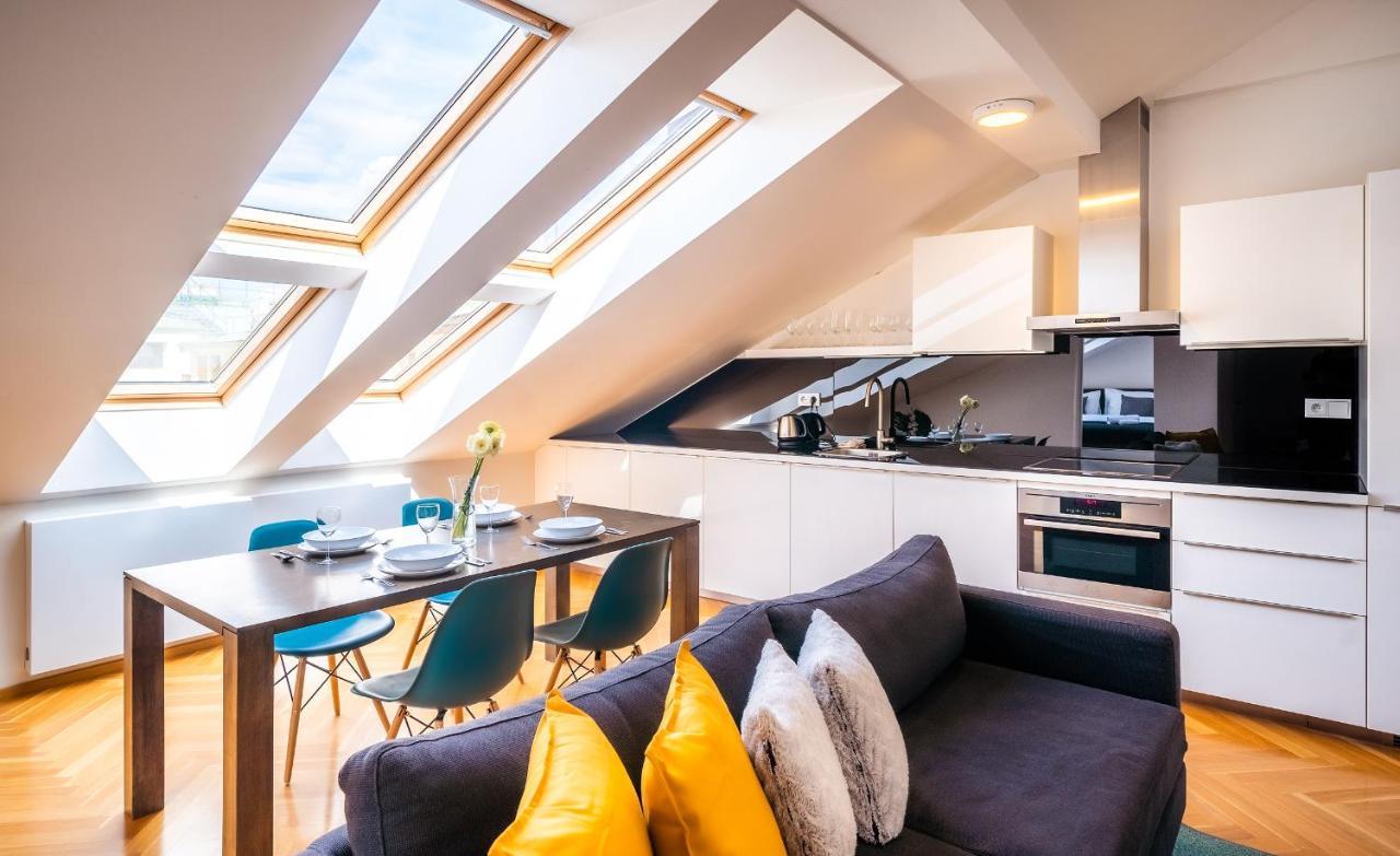 Luxurious Woodrow Wilson Apt In Prague Centre Экстерьер фото